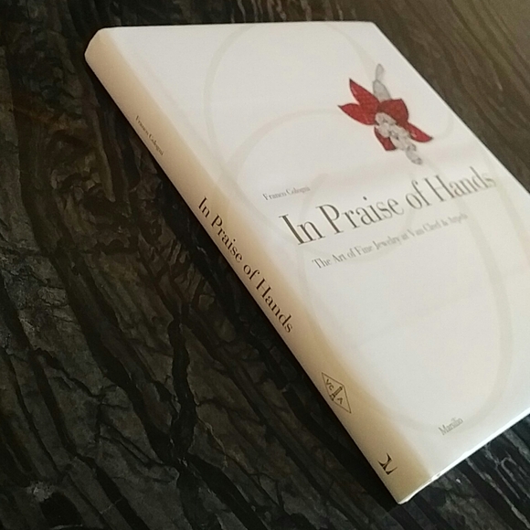 VAN CLEEF and ARPELS - large coffee table book - Picture 2 of 10